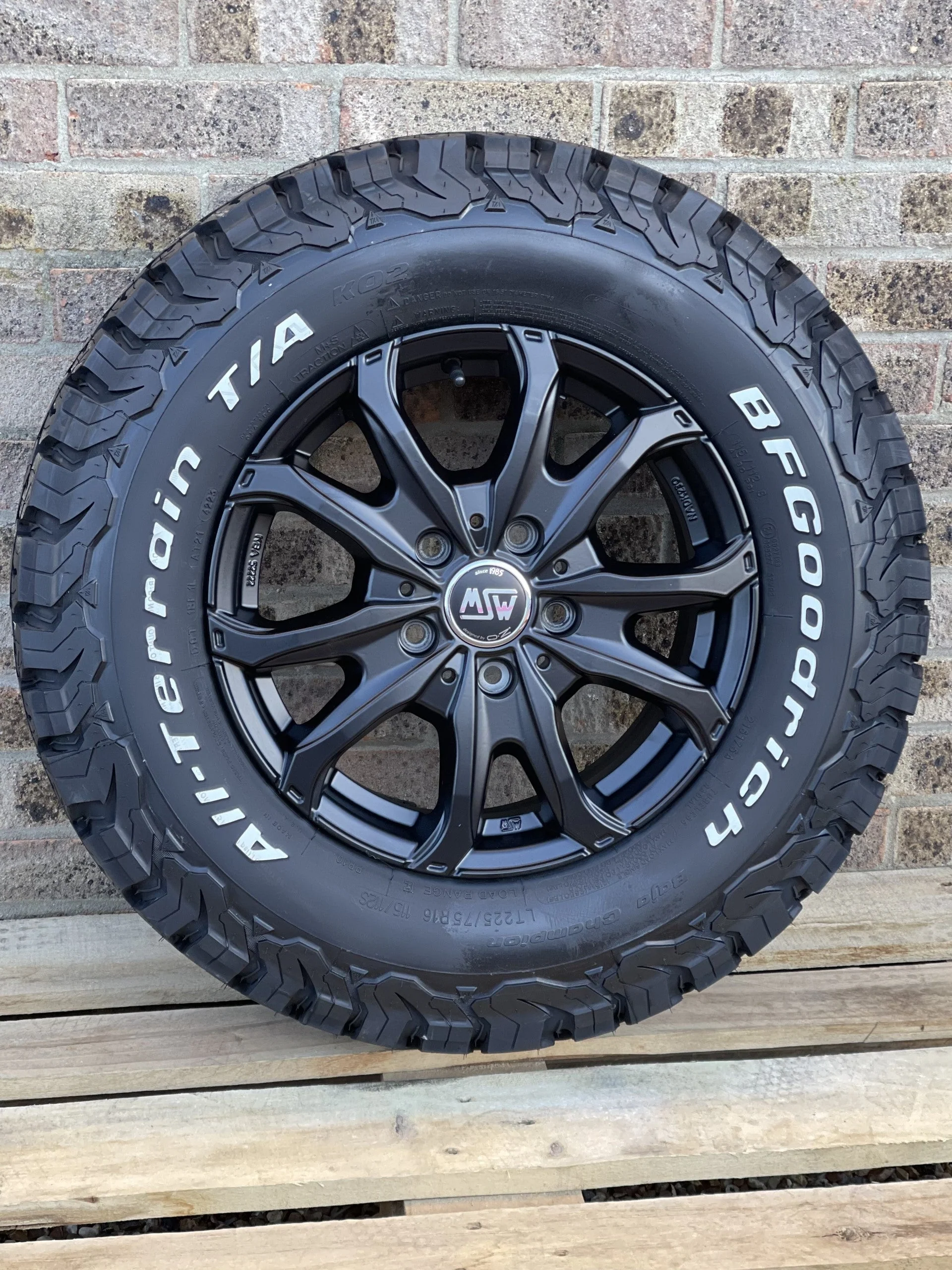 16" Fiat Ducato Peugeot Boxer Citroen Relay MSW 48 Alloy Wheels and BFG Tyres - Image 3