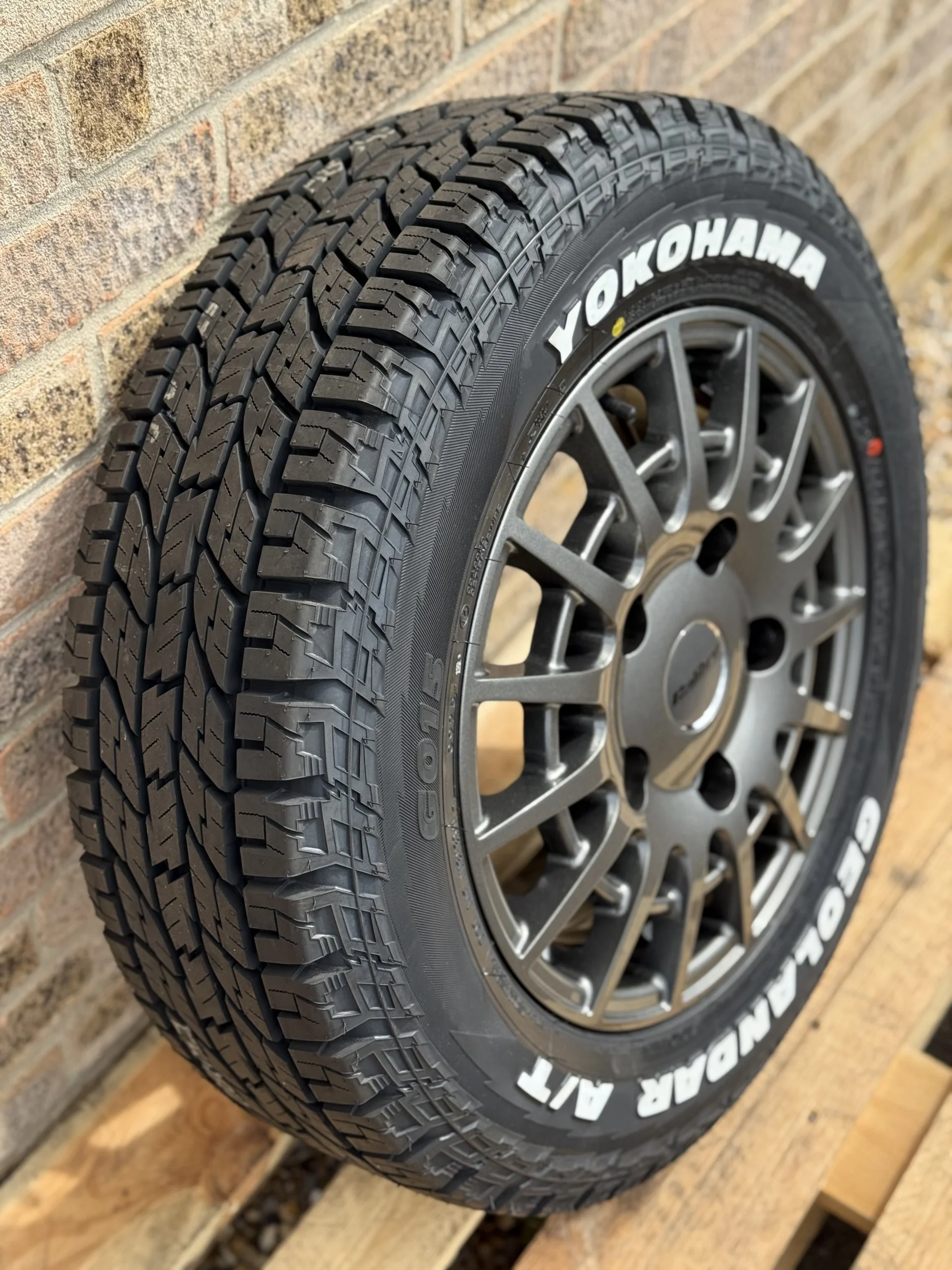 16" Ford Transit Custom Calibre T Sport Gunmetal Alloy Wheels and Tyres - Image 3