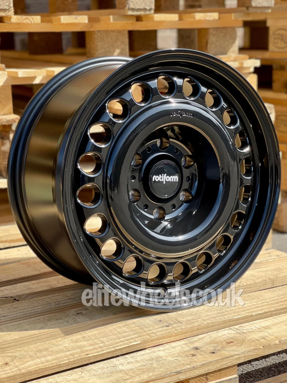 Ford Ranger Rotiform 17 Inch Alloy Wheel - Image 5