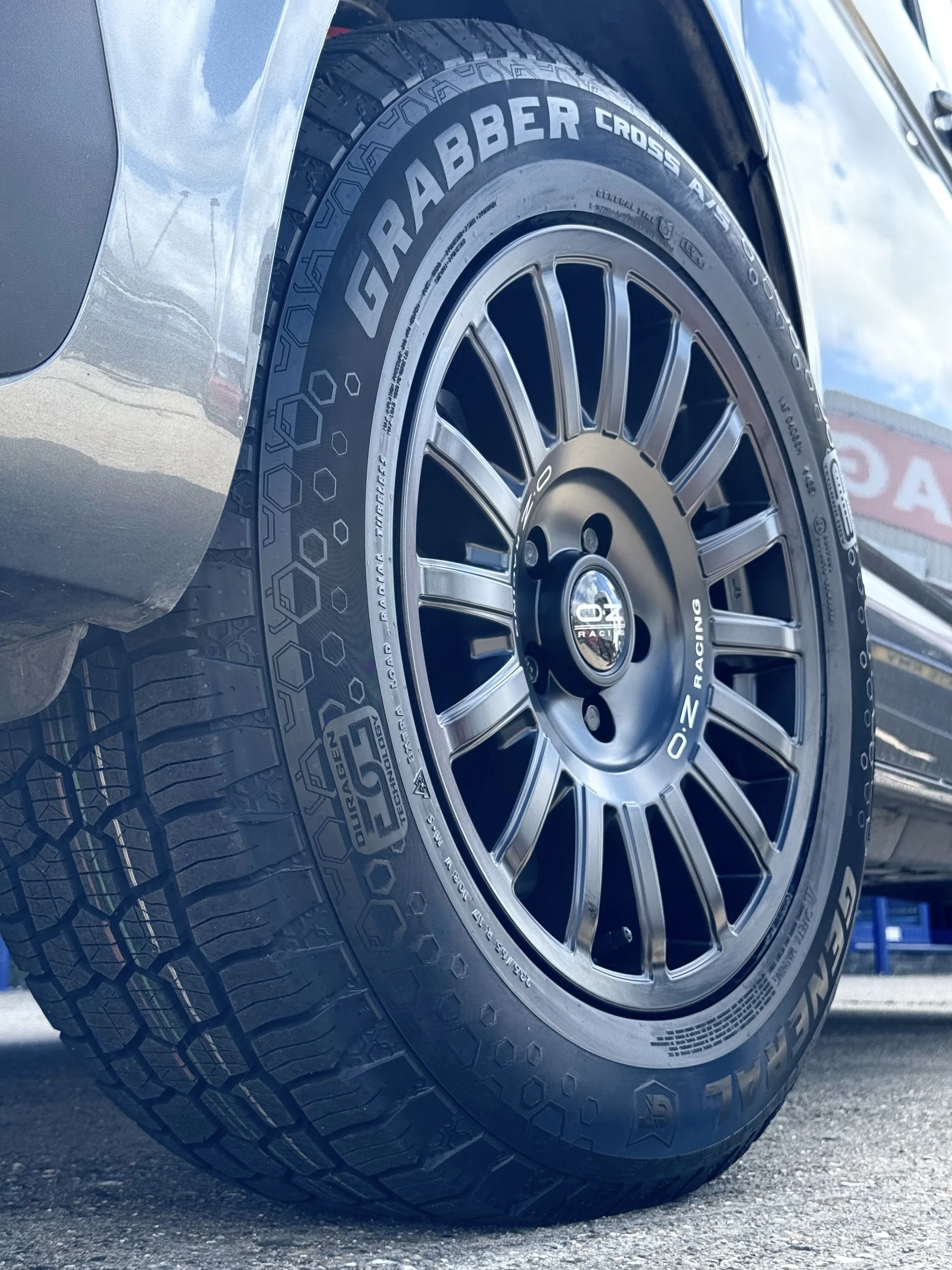 17" Volkswagen Transporter OZ Rally Raid Matt Black Alloy Wheels - Image 10