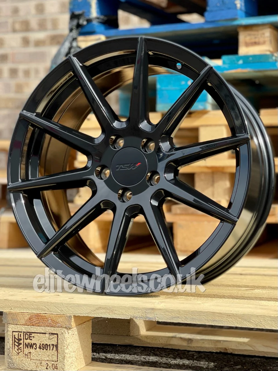 18" Volkswagen Golf Audi A3 TSW Clypse Gloss Black Alloy Wheel - Image 3