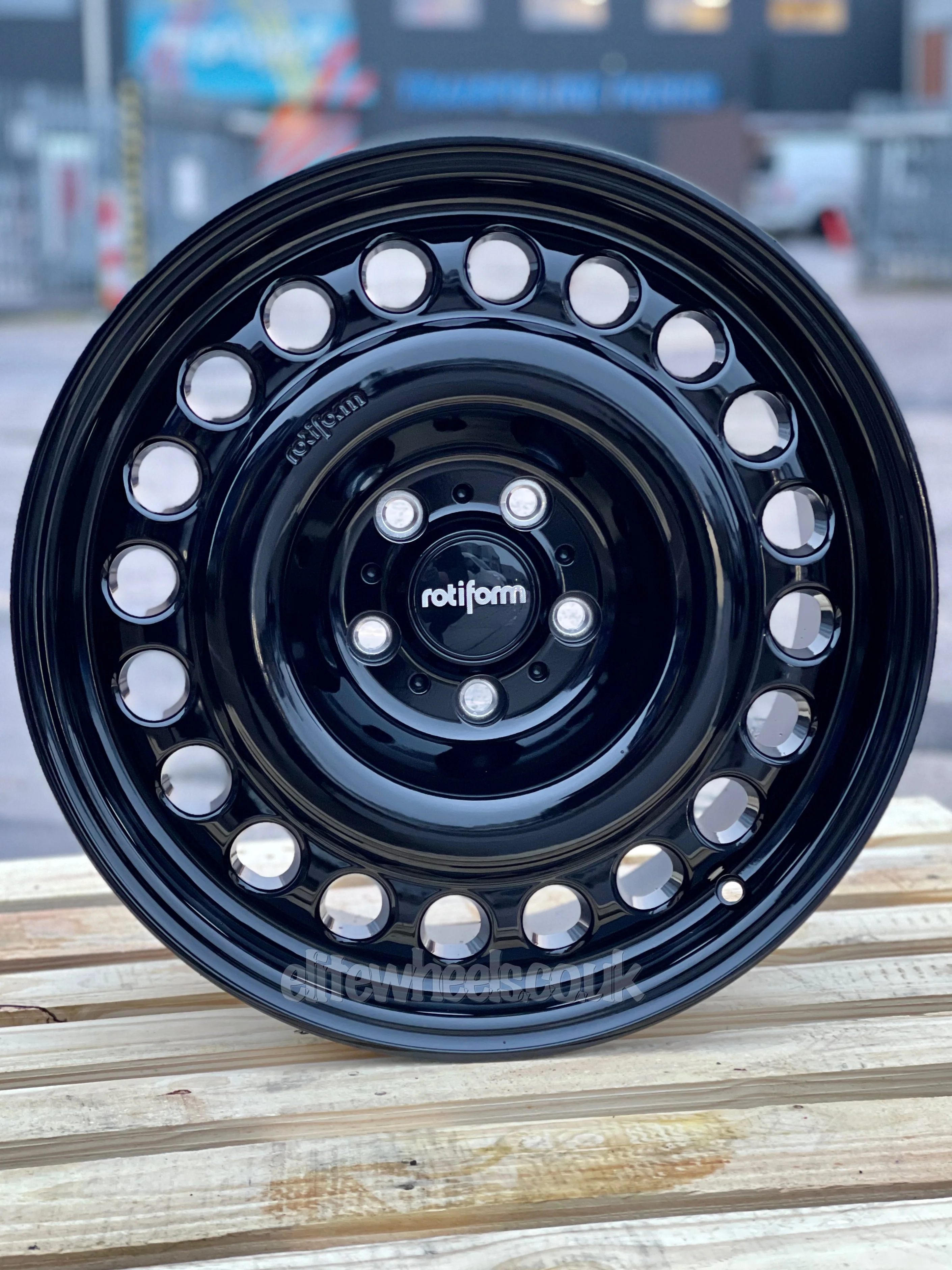 20" Land Rover Defender L663 Rotiform STL Alloy Wheels - Image 3