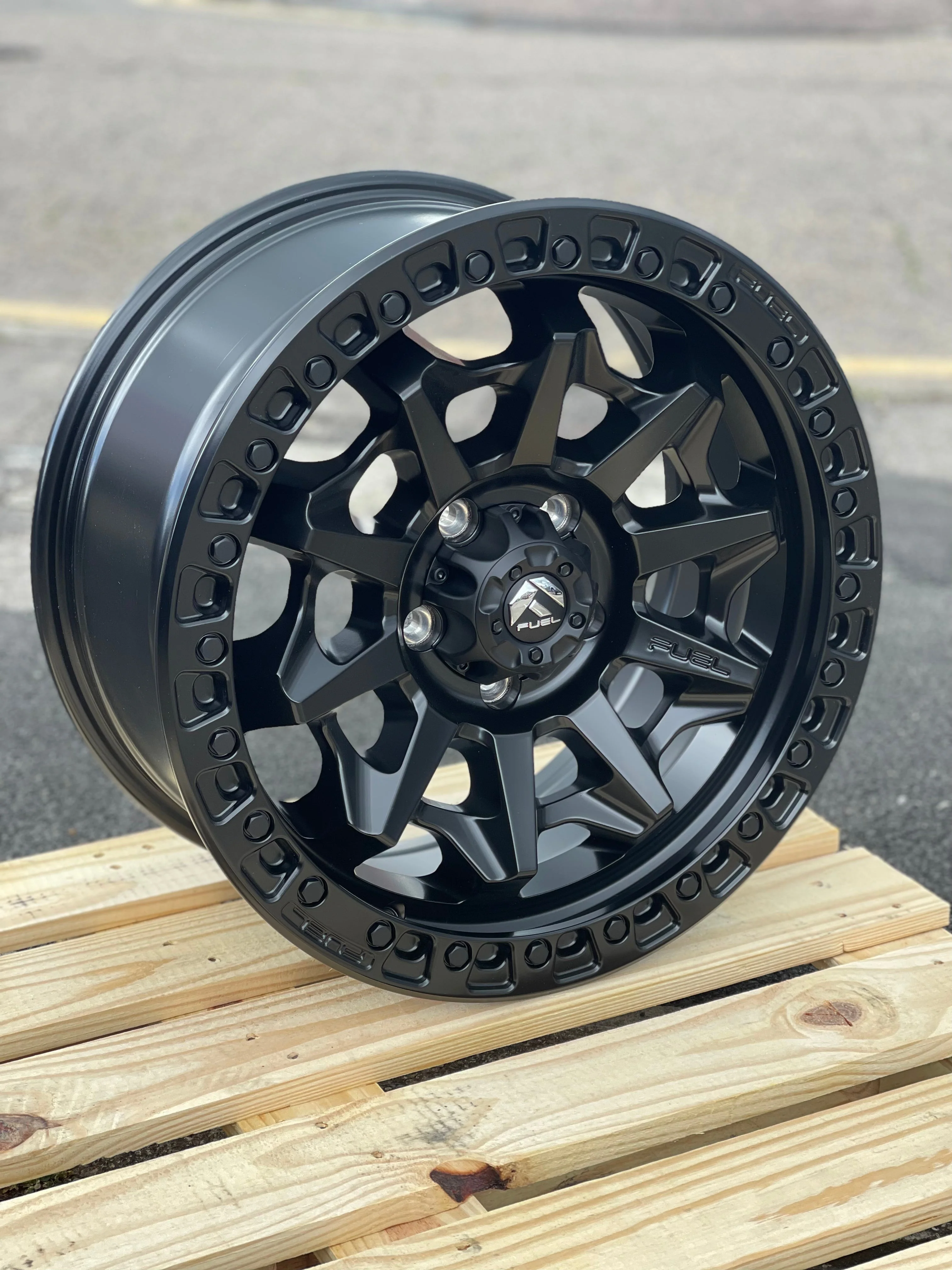 20" Toyota Hilux Fuel Covert Alloy Wheels - Image 5