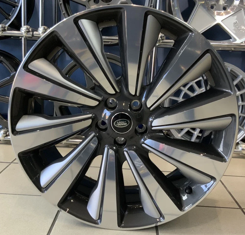 23" GENUINE ROVER  L460   STYLE 1077 ALLOY WHEEL BRAND NEW - Image 6