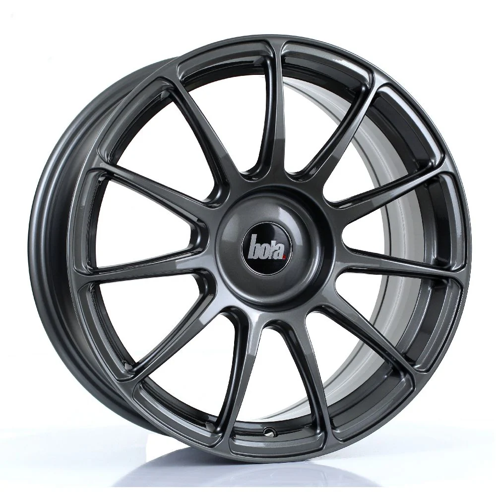 4 x BOLA VST GLOSS GUNMETAL & 4 x 215/40R17 87W XL ACCELERA PHI-R