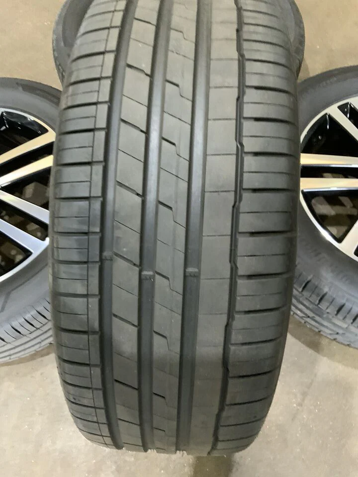 GENUINE MERCEDES X CLASS 19" ALLOY WHEELS & TYRES WILL ONLY FIT X CLASS - Image 5