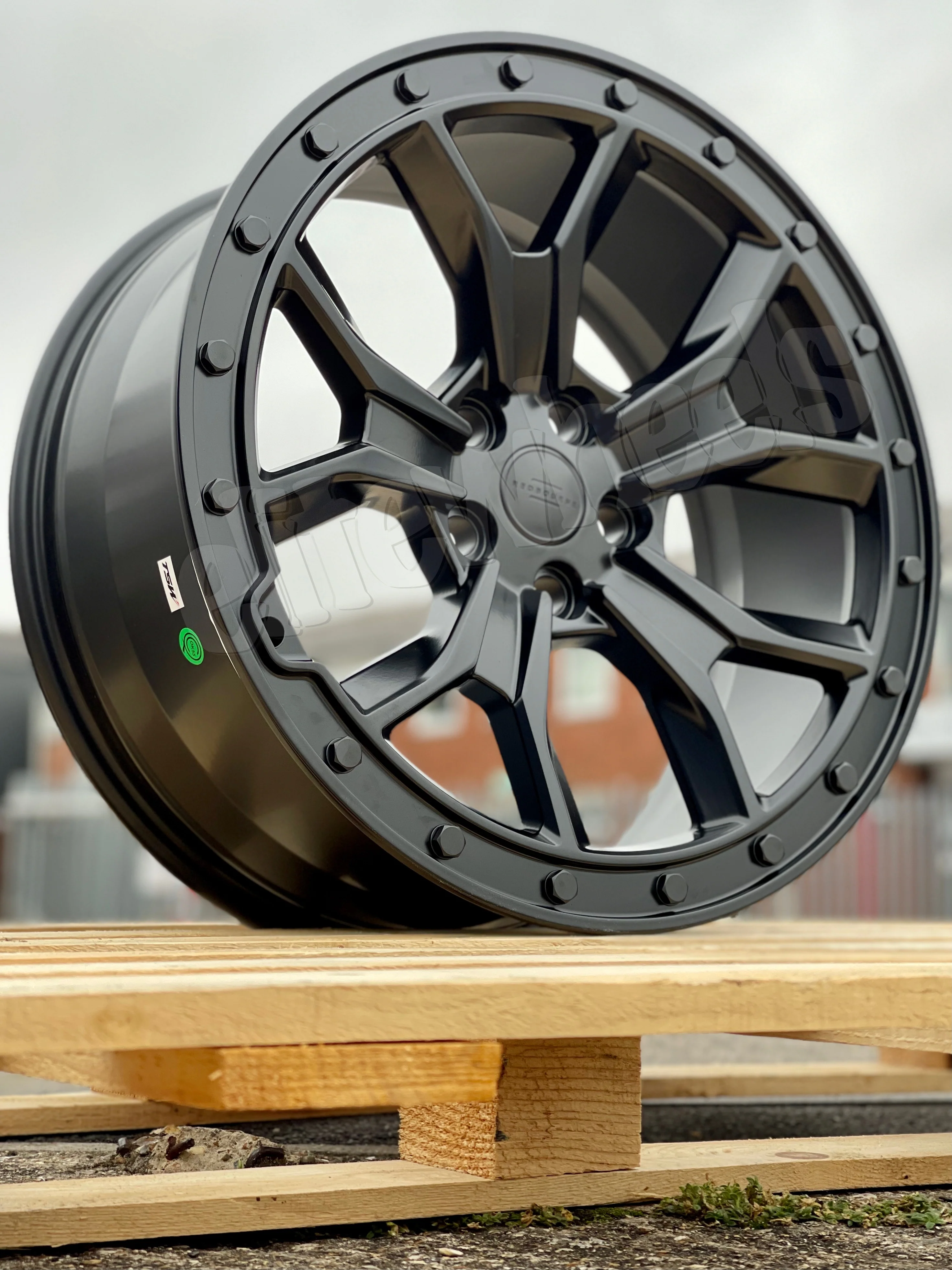 18" Land Rover Defender L663 Redbourne Morland - Image 3